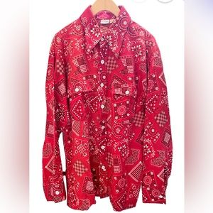 Vintage men’s wrangler red bandana print shirt